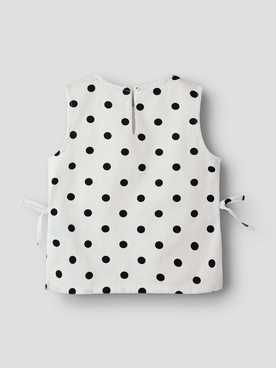 pack_shot-back