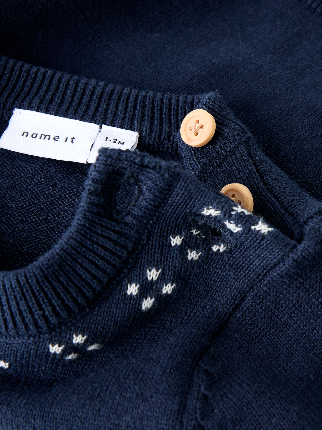 model_shot-front_full