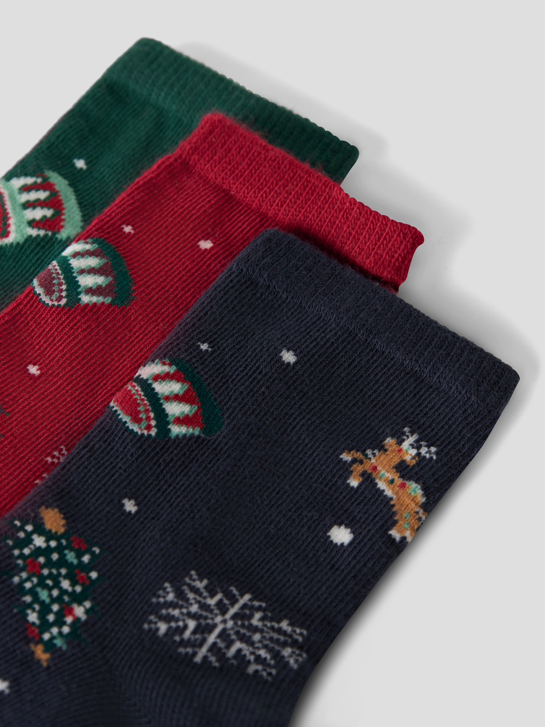 model_shot-front_full