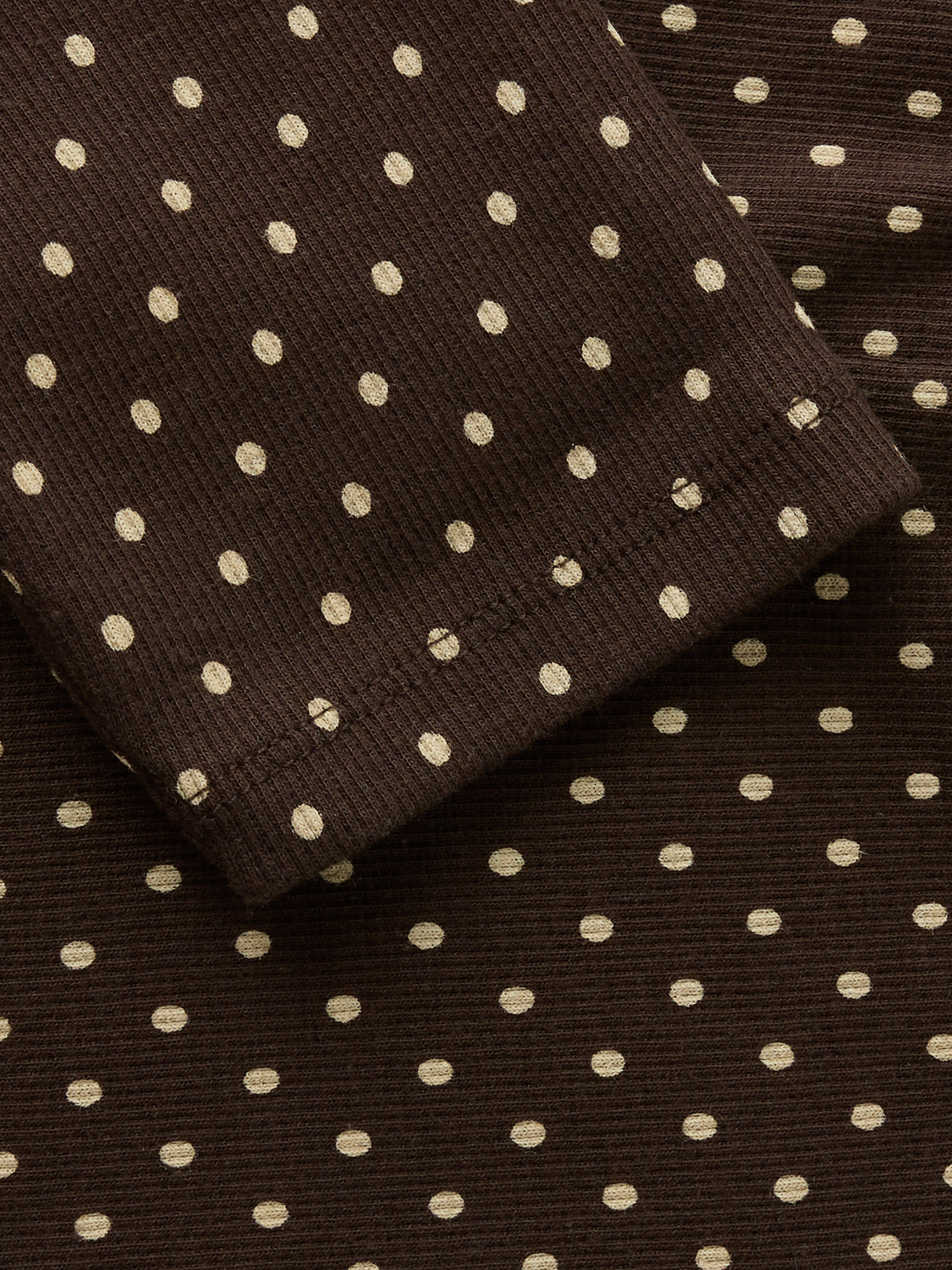 model_shot-front_full