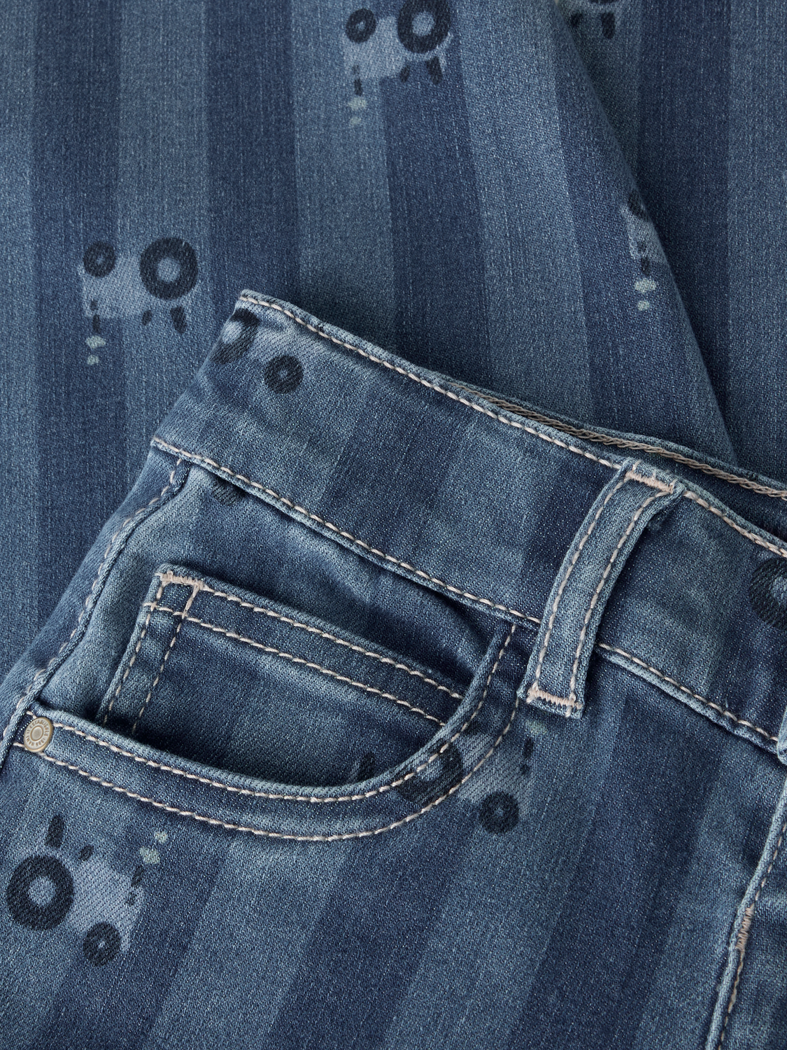 model_shot-detail