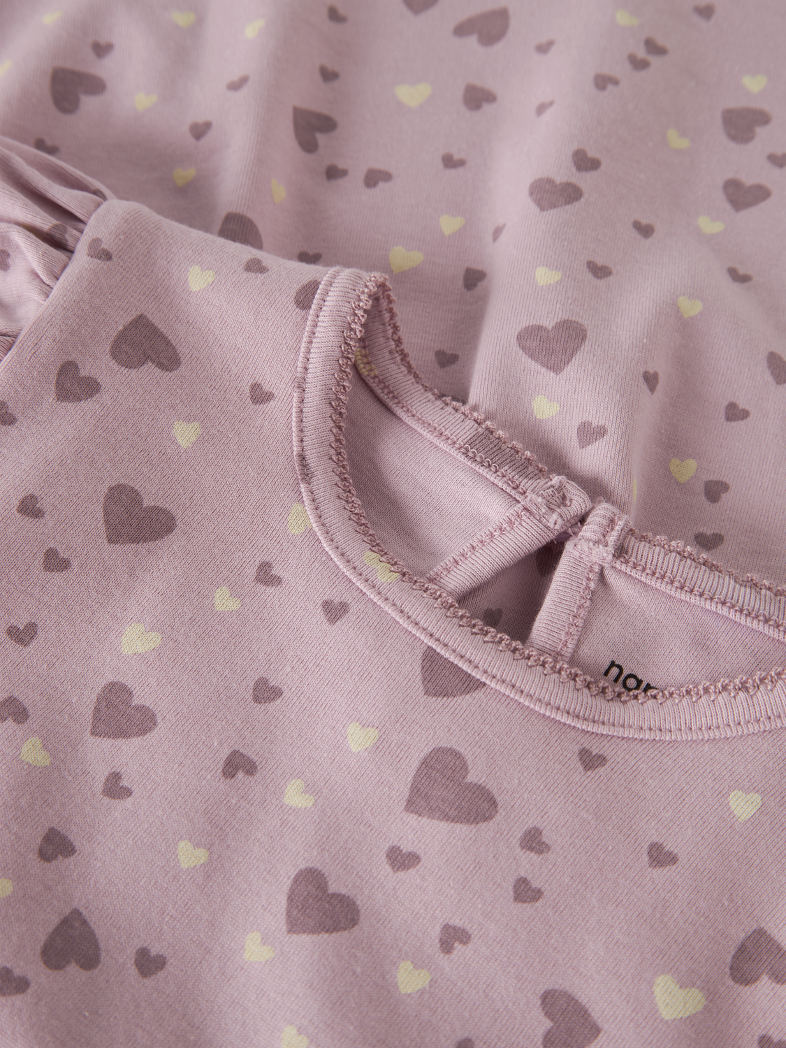 model_shot-front_full