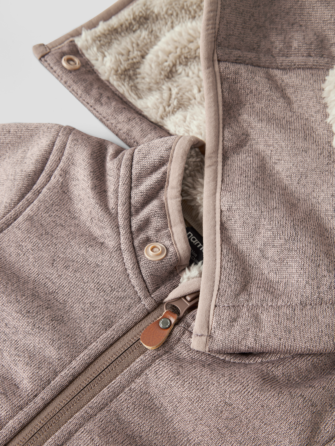 model_shot-detail