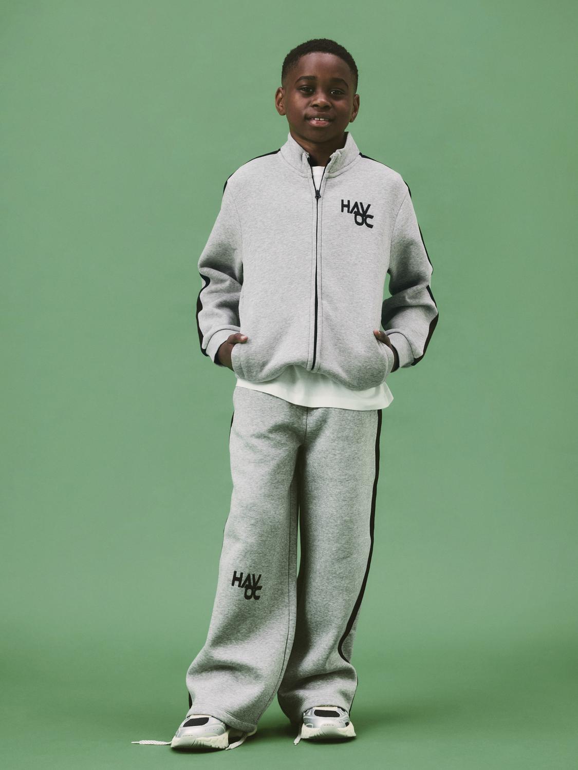 model_shot-detail