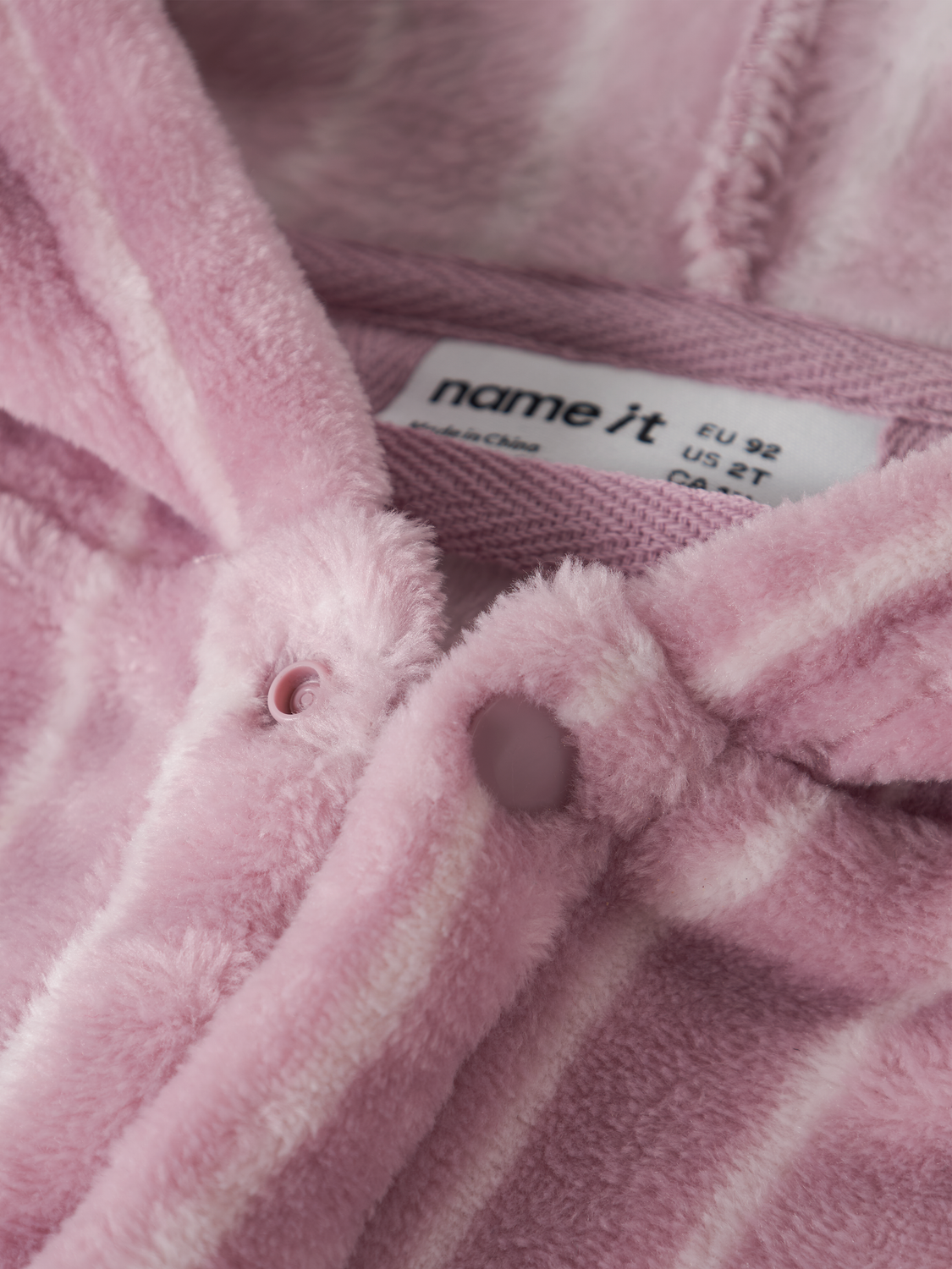 model_shot-front_full