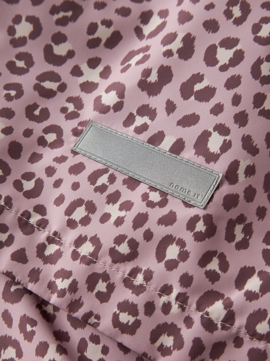 model_shot-detail