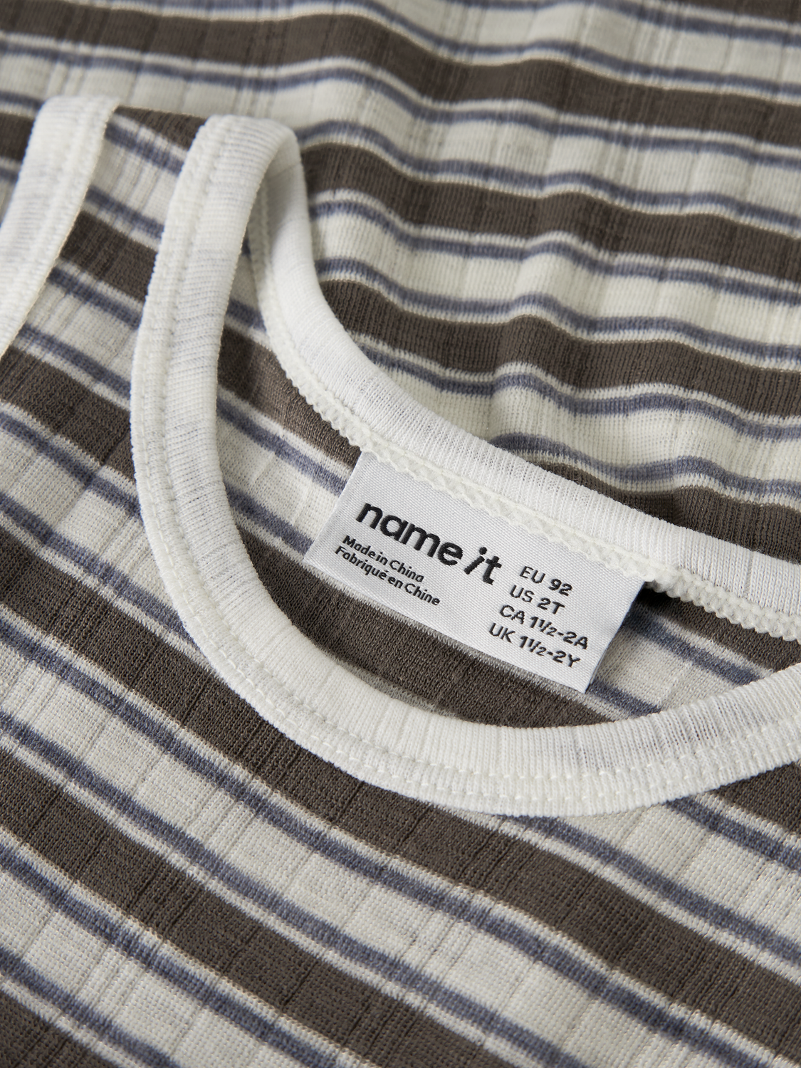 model_shot-front_full