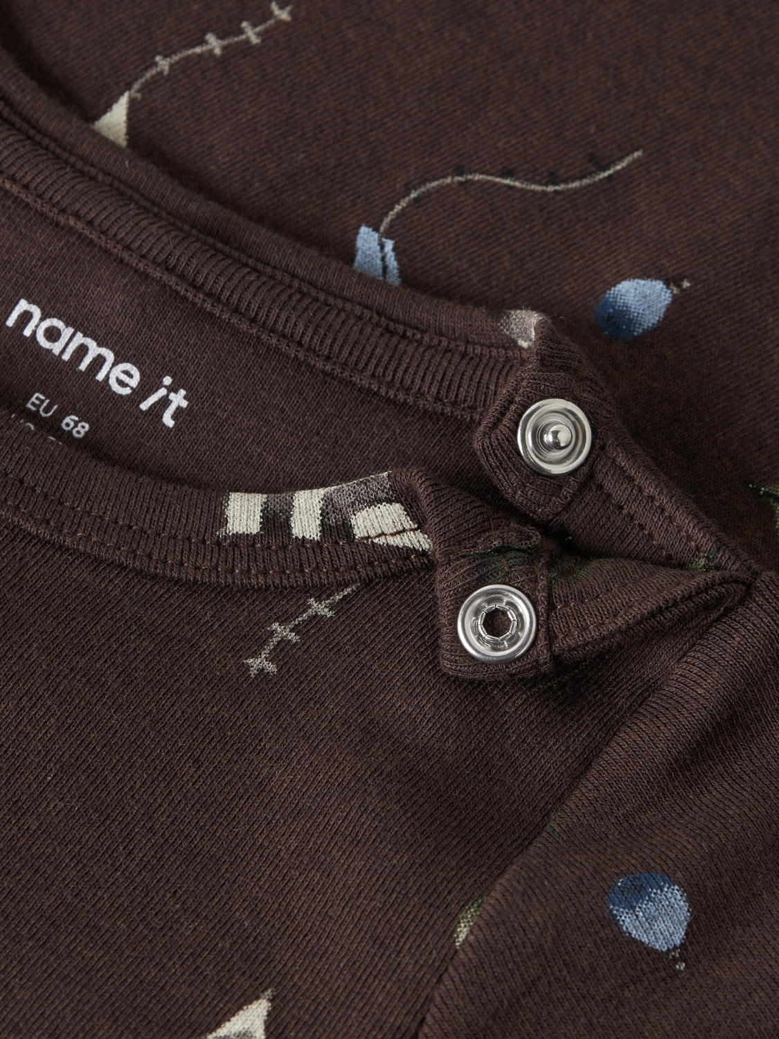 model_shot-front_full