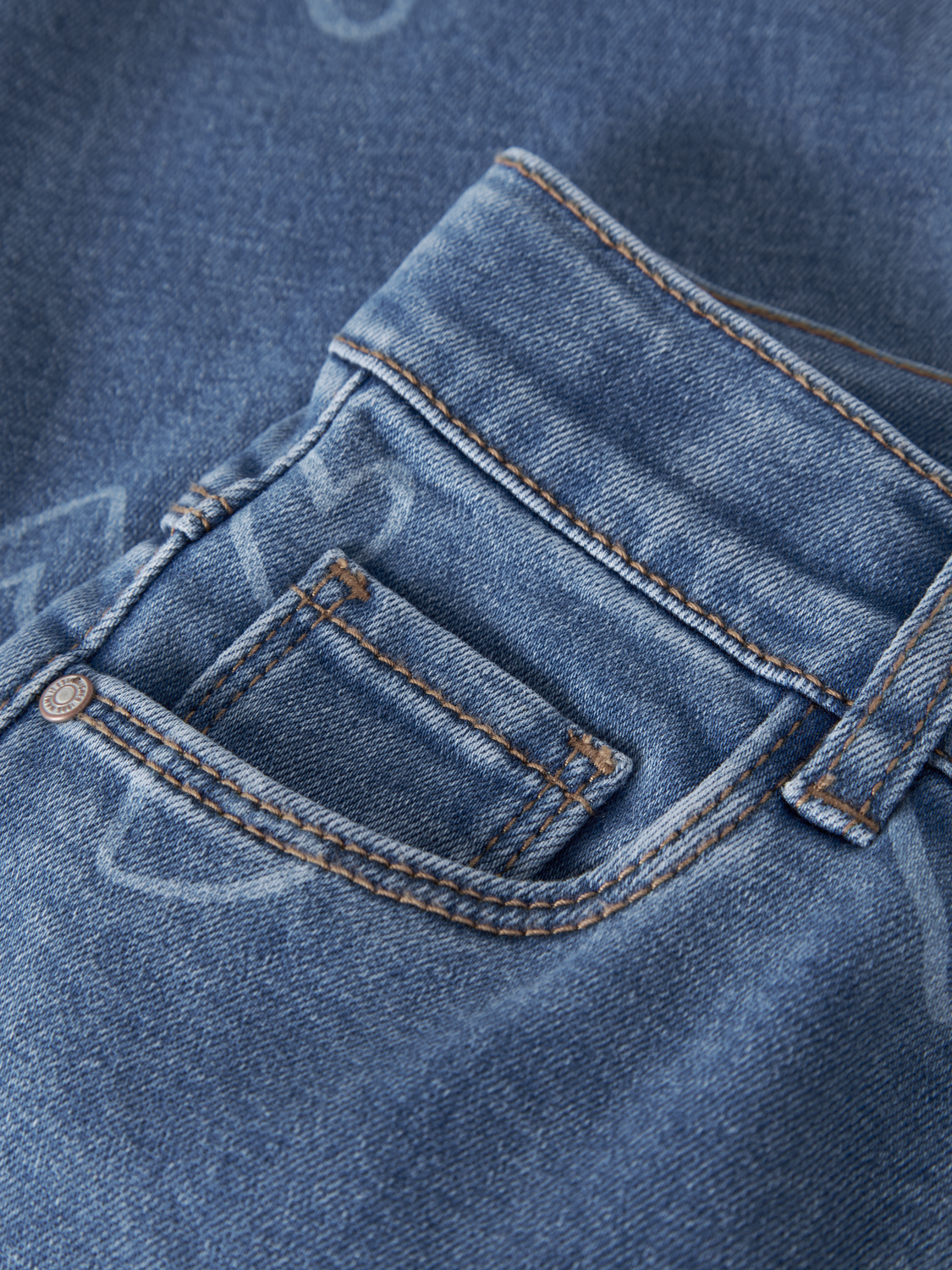 model_shot-detail
