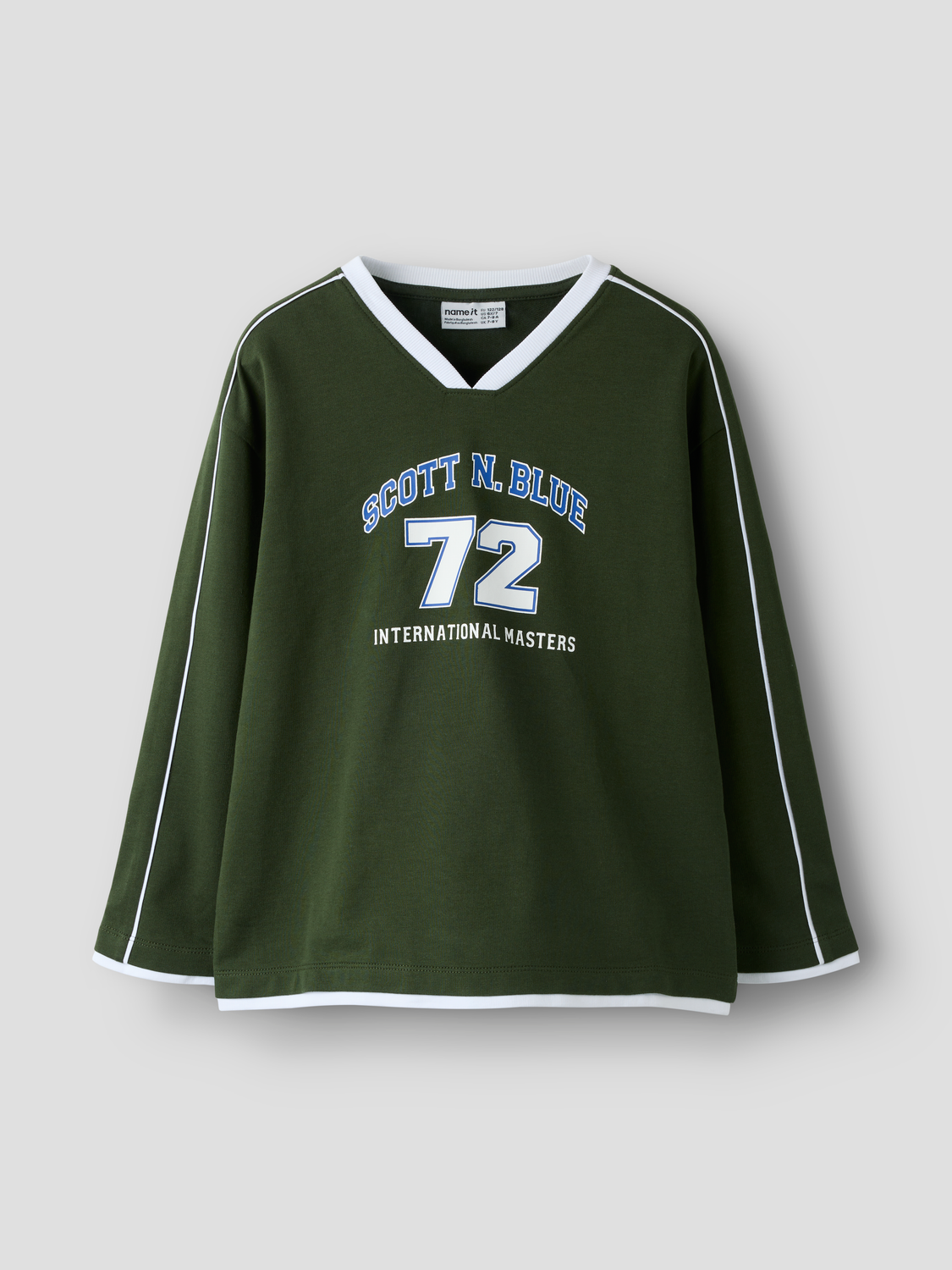 model_shot-front