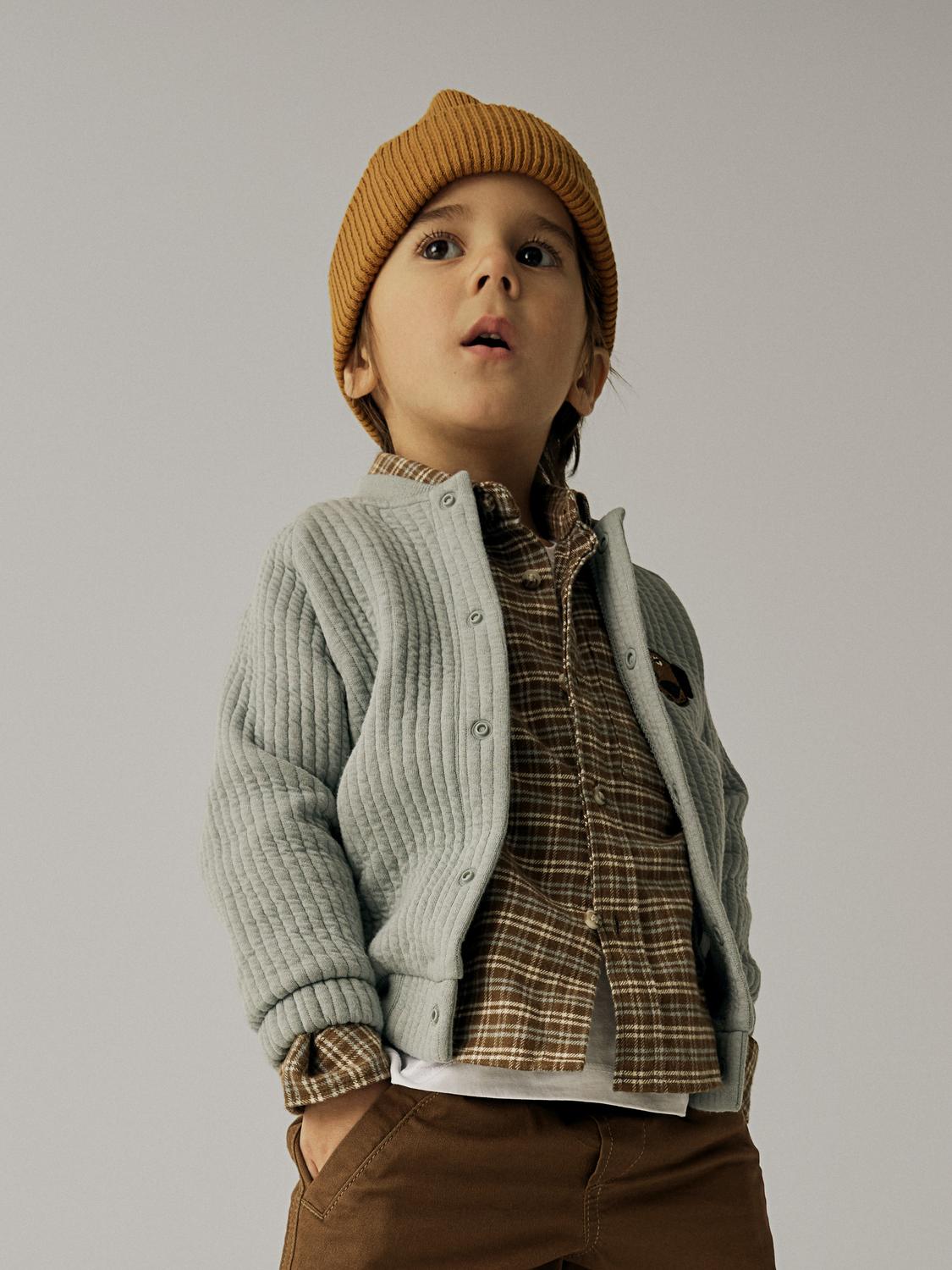 model_shot-creative