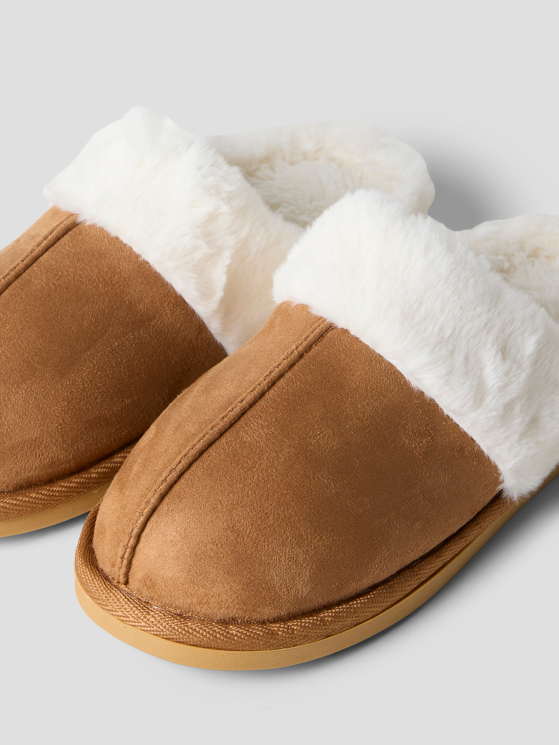 model_shot-front_full