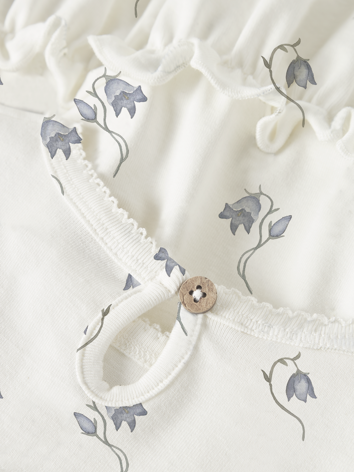 model_shot-front_full